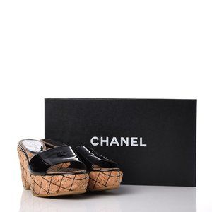 CHANEL black patent logo detail quilted cork wedges sandal size 37 worn once